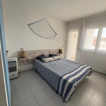 Proche Port Dans Le Centre Apartmán *